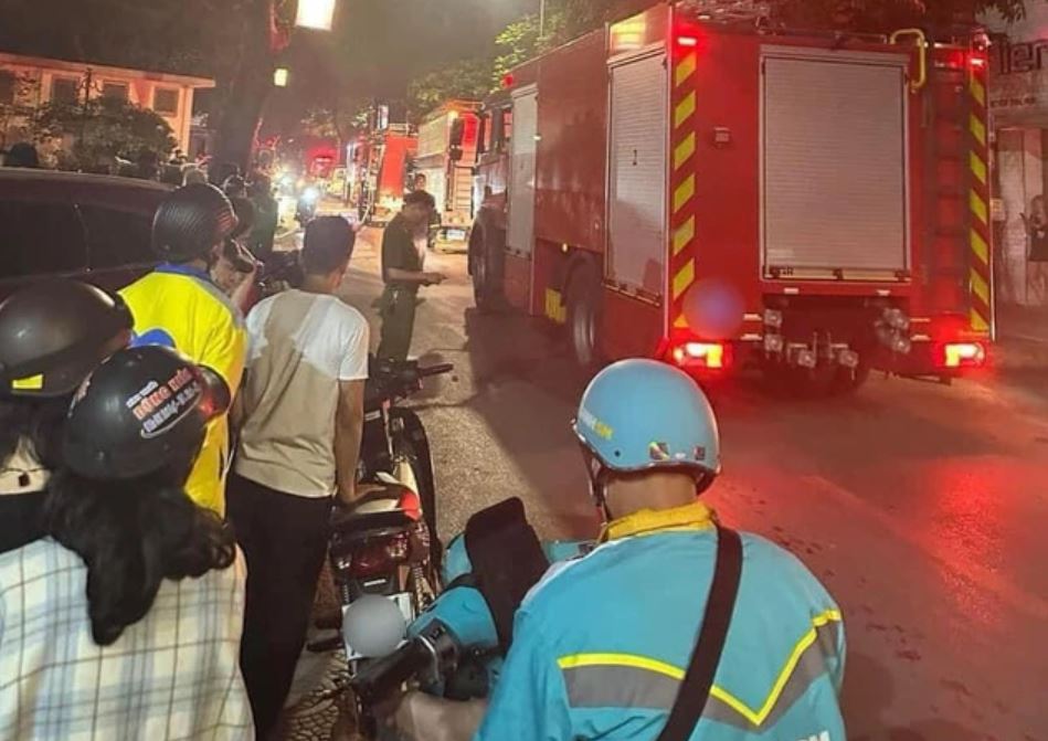 Hà Nội: Cháy nhà trọ 5 tầng 14 người tử vong, 3 người bị thương - Ảnh 1