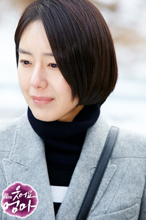 Nữ chính 'Vinh Quang Gia Tộc' đóng vai phụ trong phim của Song Hye Kyo mà vẫn chiếm spotlight vì style đẳng cấp - Ảnh 4
