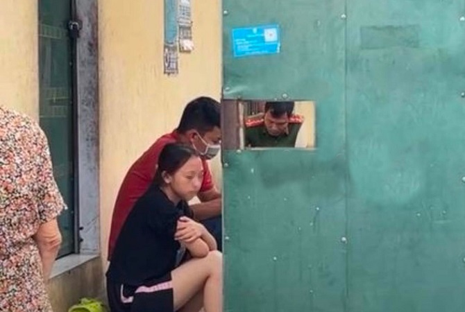 Hưng Yên: Hàng xóm tá hỏa phát hiện cô gái trẻ tử vong trong nhà tắm, nạn nhân mới từ Sơn La lên xin việc làm - Ảnh 1