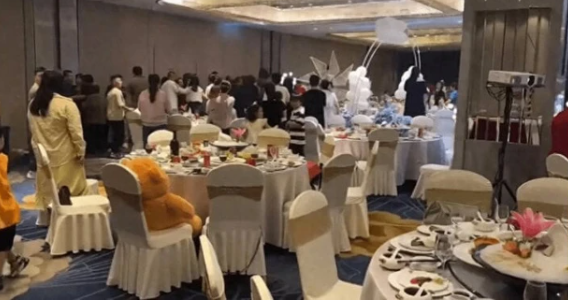 Gia đình cô dâu chú rể 'hỗn chiến' trong đám cưới, khách mời 'ngao ngán' khi nguyên nhân chỉ vì 'miếng ăn' - Ảnh 2