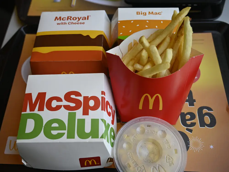 Hệ thống thức ăn nhanh McDonald ở Việt Nam có gì lạ? - Ảnh 8