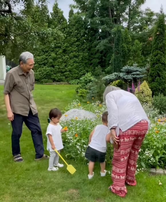 Hồ Ngọc Hà đưa cặp song sinh về Thụy Điển thăm ông bà nội, hé lộ cơ ngơi hoành tráng của nhà chồng - Ảnh 8