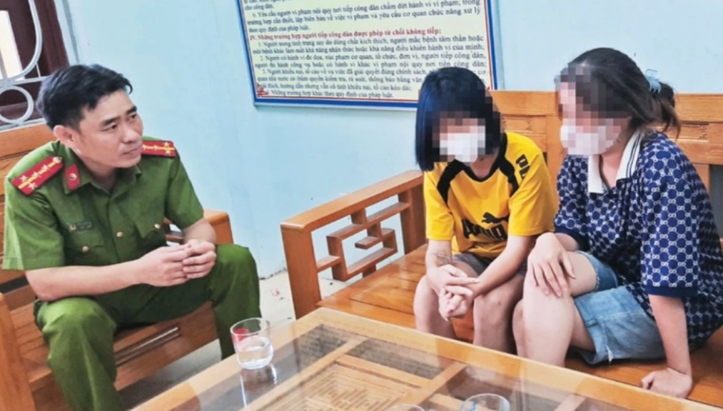 Giải cứu kịp thời 5 nữ sinh cấp hai trước nguy cơ bị đưa sang Campuchia làm việc phi pháp, khổ sai - Ảnh 2