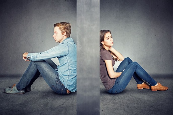 5 giai đoạn cảm xúc trong và sau khi ly hôn - Ảnh 1