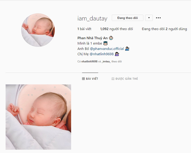 Vợ chồng Phan Văn Đức lần đầu 'giới thiệu' tên đầy đủ của con gái, lập luôn trang cá nhân trên Instagram - Ảnh 1