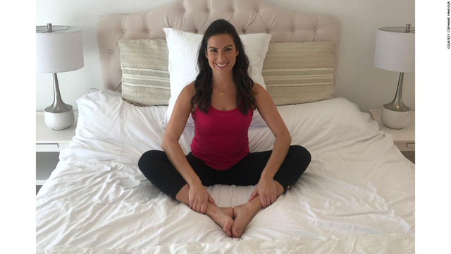 Tác dụng thần kỳ của 5 phút Yoga trước khi đi ngủ: Đơn giản, tiết kiệm chi phí nhưng cực kỳ hiệu quả với người ngồi cả ngày - Ảnh 4