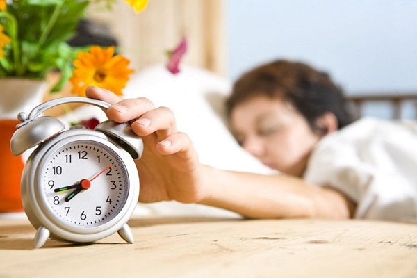 Thói quen trước khi đi ngủ khiến cân nặng tăng mất kiểm soát - Ảnh 4