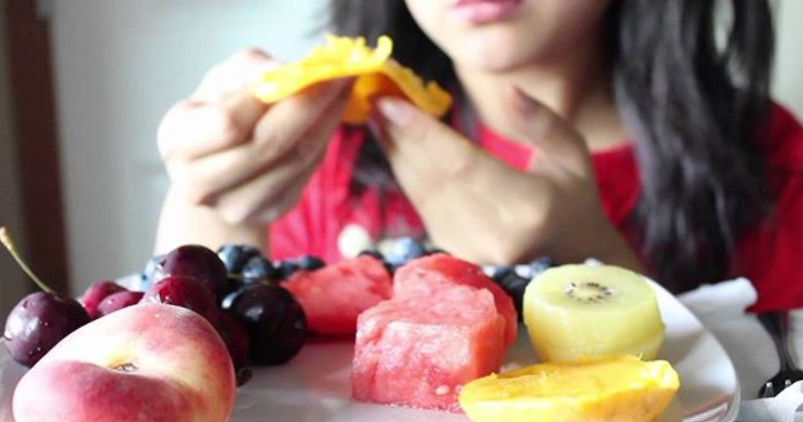 6 sai lầm khi ăn trái cây làm mất hết chất dinh dưỡng mà nhiều chị em vẫn thường mắc phải - Ảnh 3