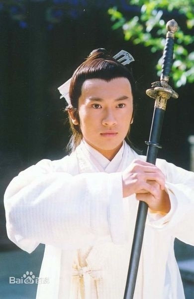 Tô Hữu Bằng từng vì vai nam chính của Ỷ Thiên Đồ Long Ký mà từ chối vai diễn kinh điển trong Hoàn Châu Cách Cách phần 3 - Ảnh 5