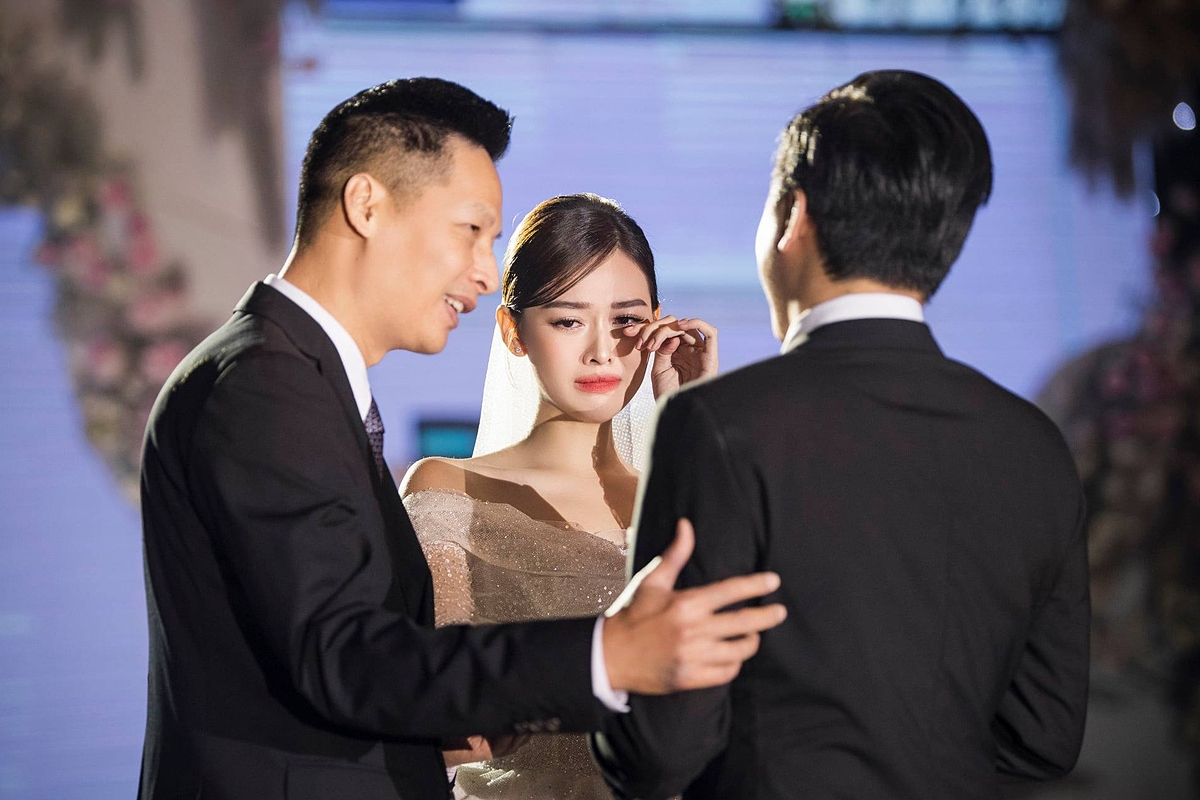 1001 lý do mỹ nhân Việt giấu kín mặt chồng: Người sợ thị phi, người vì bảo mật riêng tư - Ảnh 9