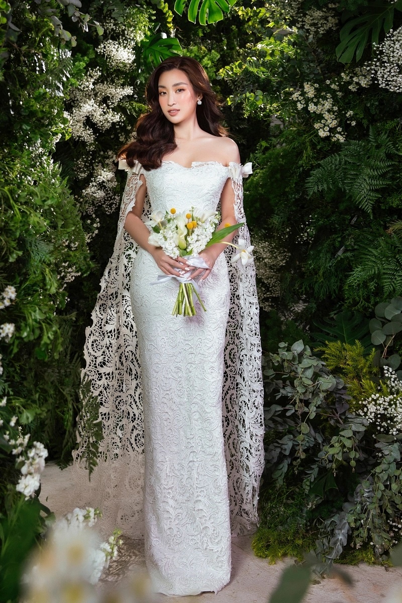 Rộ tin đám cưới của Hoa hậu Đỗ Mỹ Linh và con trai bầu Hiển sắp diễn ra: đàng trai đã chuẩn bị gần xong cho các khâu của hôn lễ   - Ảnh 2