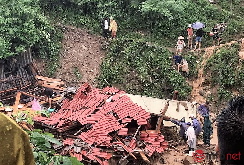 Lũ quét kinh hoàng ở Nghệ An: 1 người tử vong, 15 ngôi nhà bị cuốn trôi, giao thông bị ách tắc hoàn toàn - Ảnh 6